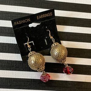 Gorgeous New Fashion Dangle Accent Earrings